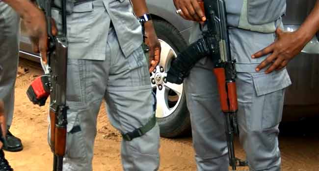 One dies, others injured as customs, smugglers clash in Ogun