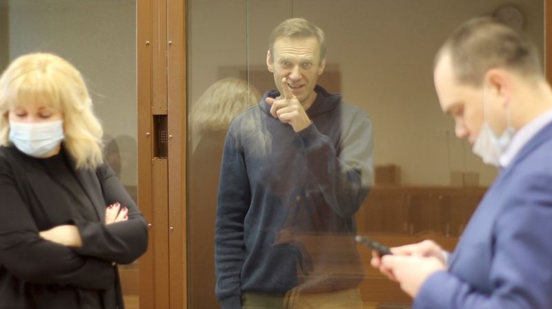  Russian courts uphold Navalny verdict, fine Kremlin critic