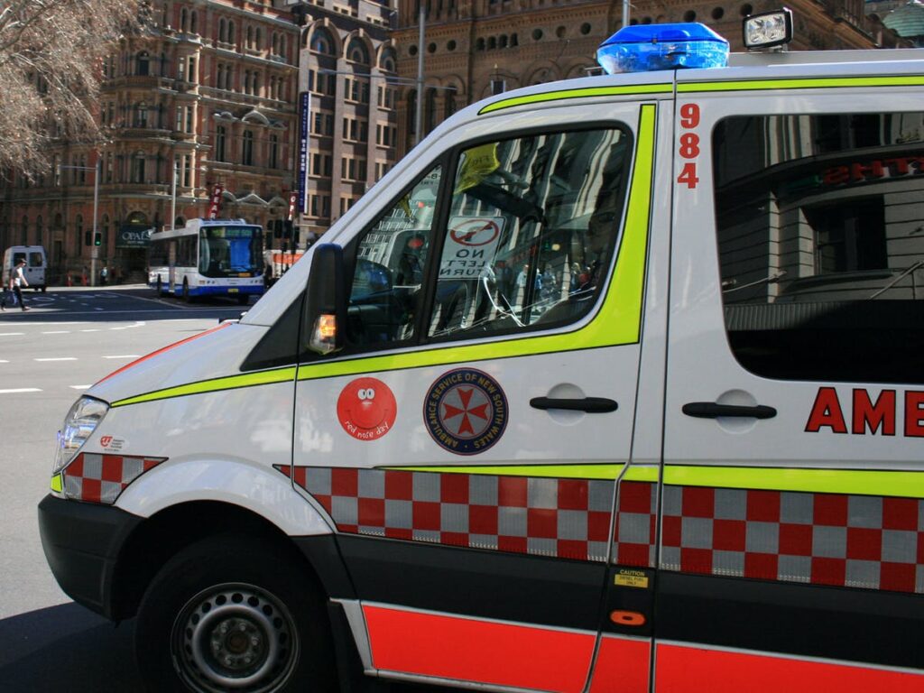 Calling ambulance when experiencing chest pain may deliver better outcomes – Research