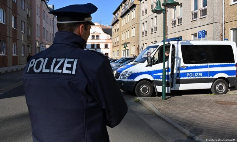 Berlin police in mass raid on suspected child pornographers