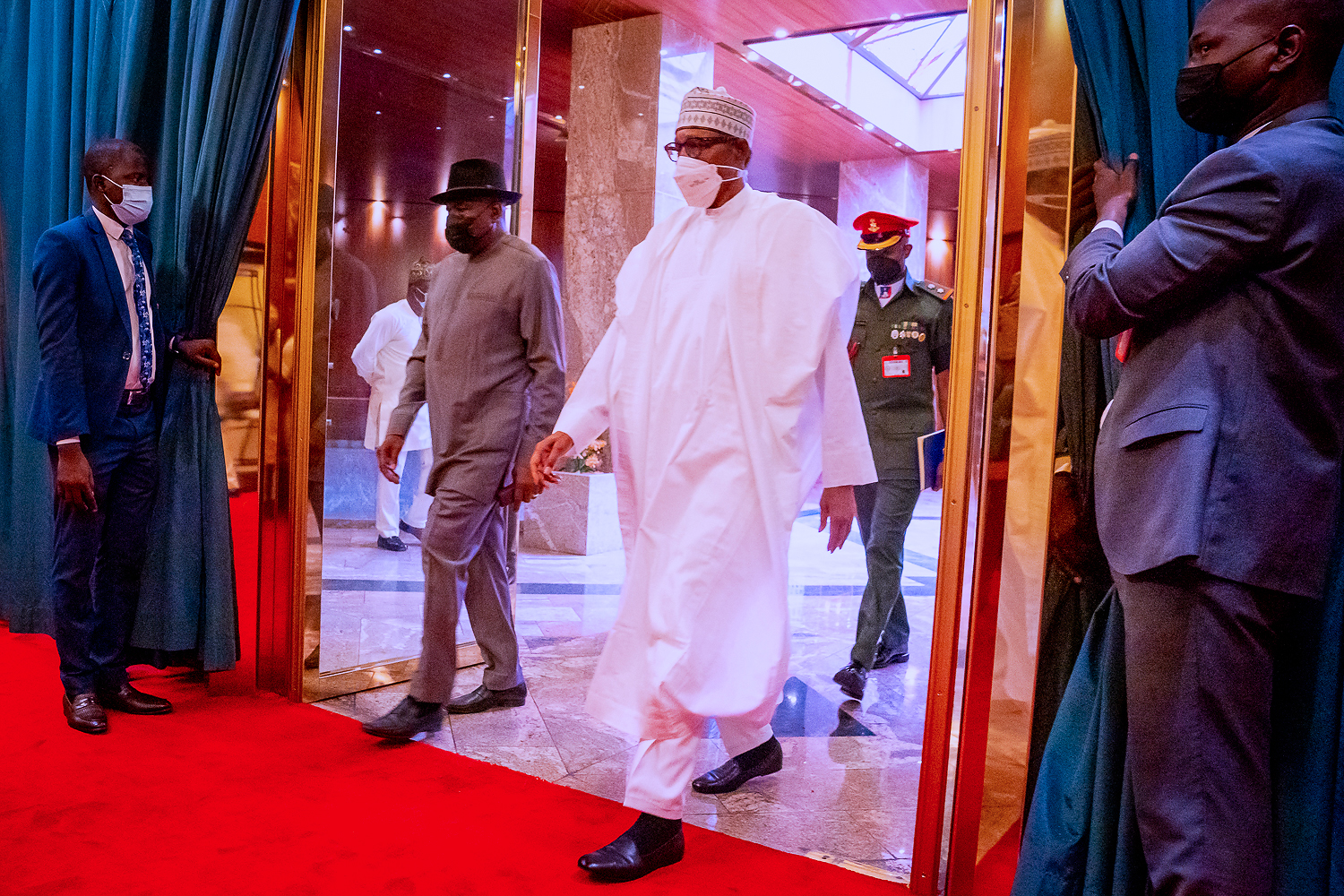 PHOTOS: President Buhari receives Former President Goodluck Jonathan in  State House